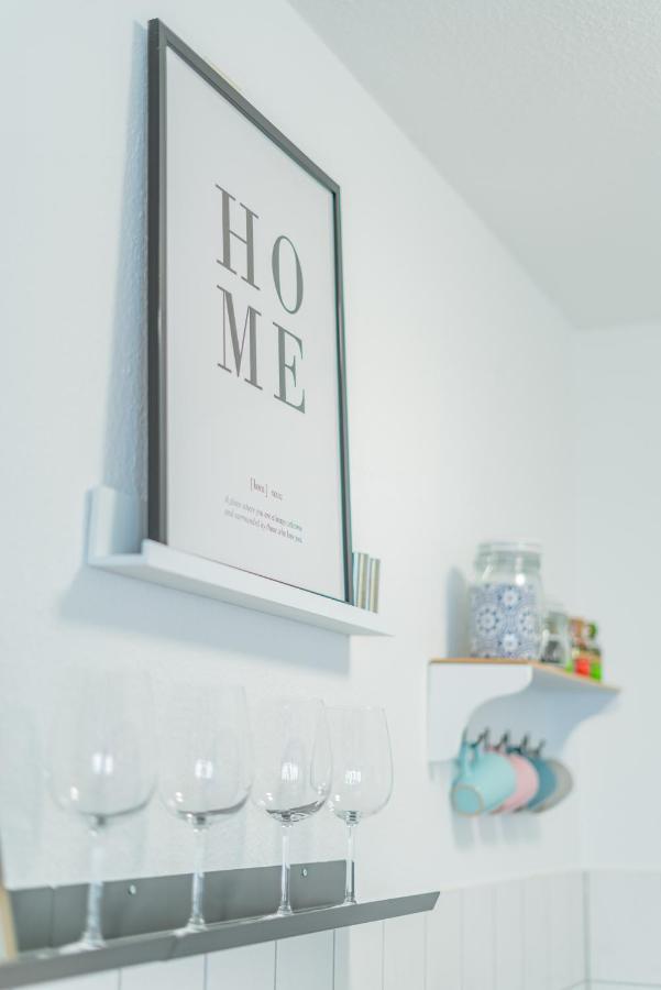 Helles Apartment in TOP-Lage mit Parkplatz Maagdenburg Buitenkant foto